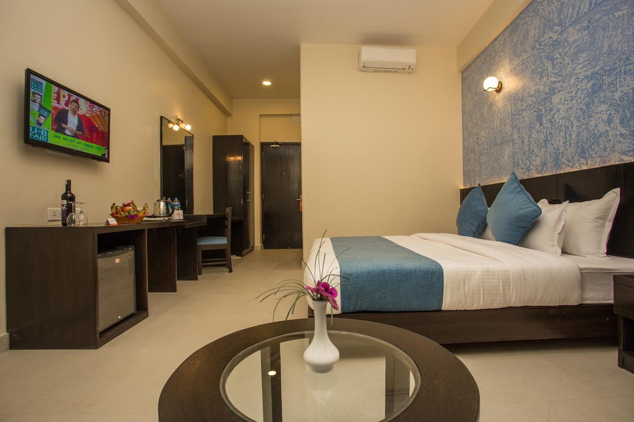 Tuki Resort Pokhara Eksteriør bilde