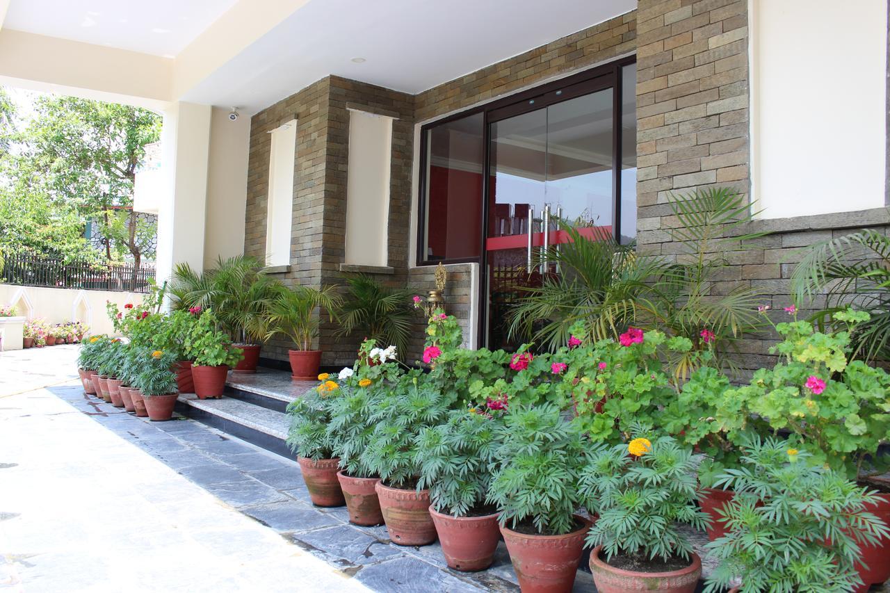 Tuki Resort Pokhara Eksteriør bilde