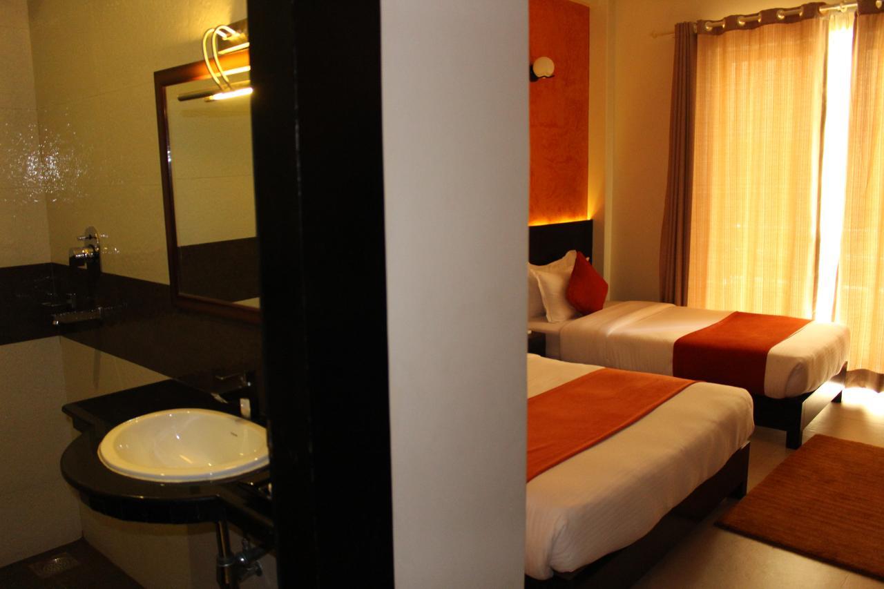 Tuki Resort Pokhara Eksteriør bilde