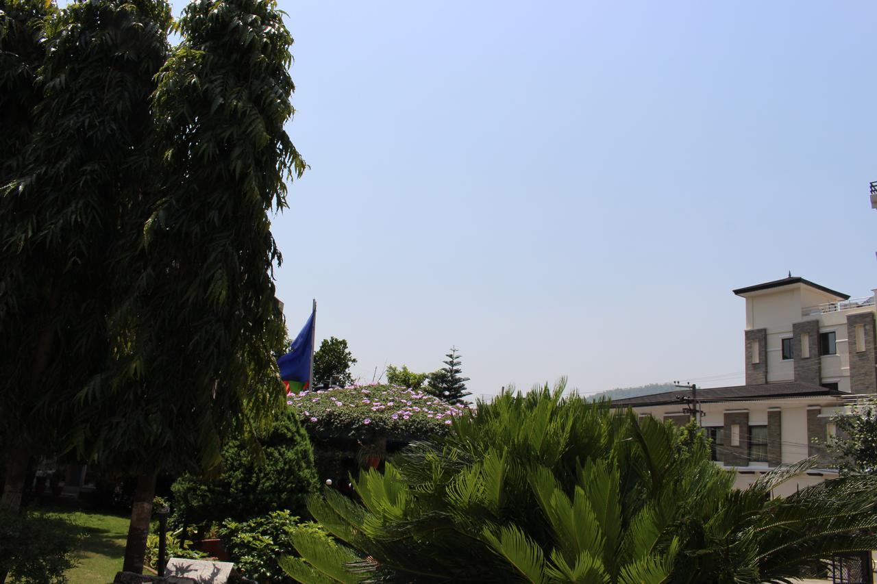 Tuki Resort Pokhara Eksteriør bilde